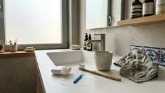 Gengivas a sangrar? O que isso pode indicar — e por que também interessa ao coração